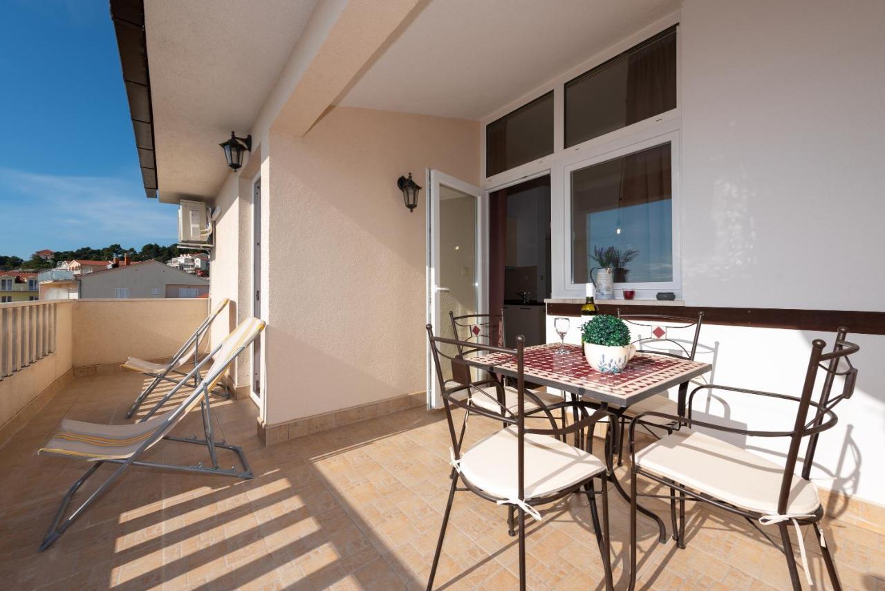 Apartment Tomi & Ivana Trogir